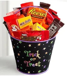 Sweets in Bloom: Halloween Trick or Treat Sweets