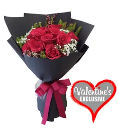 A Bouquet of 12pcs Red Roses