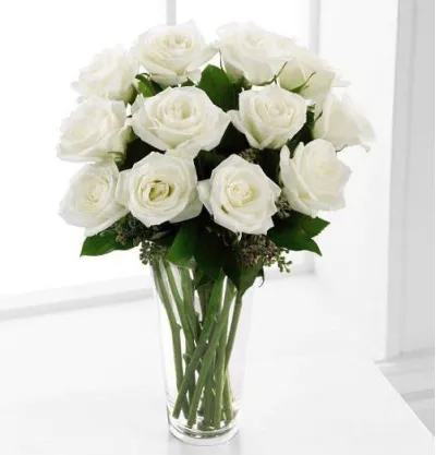 12 White Ecuadorian Roses Send to Philippines