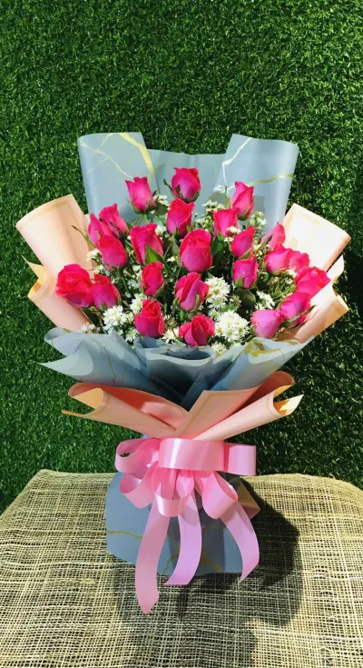 24 Pink Roses